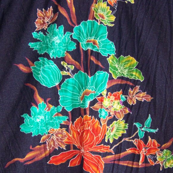 {one clothing} Deep V-neck sleeveless dress - Picture 5 of 6